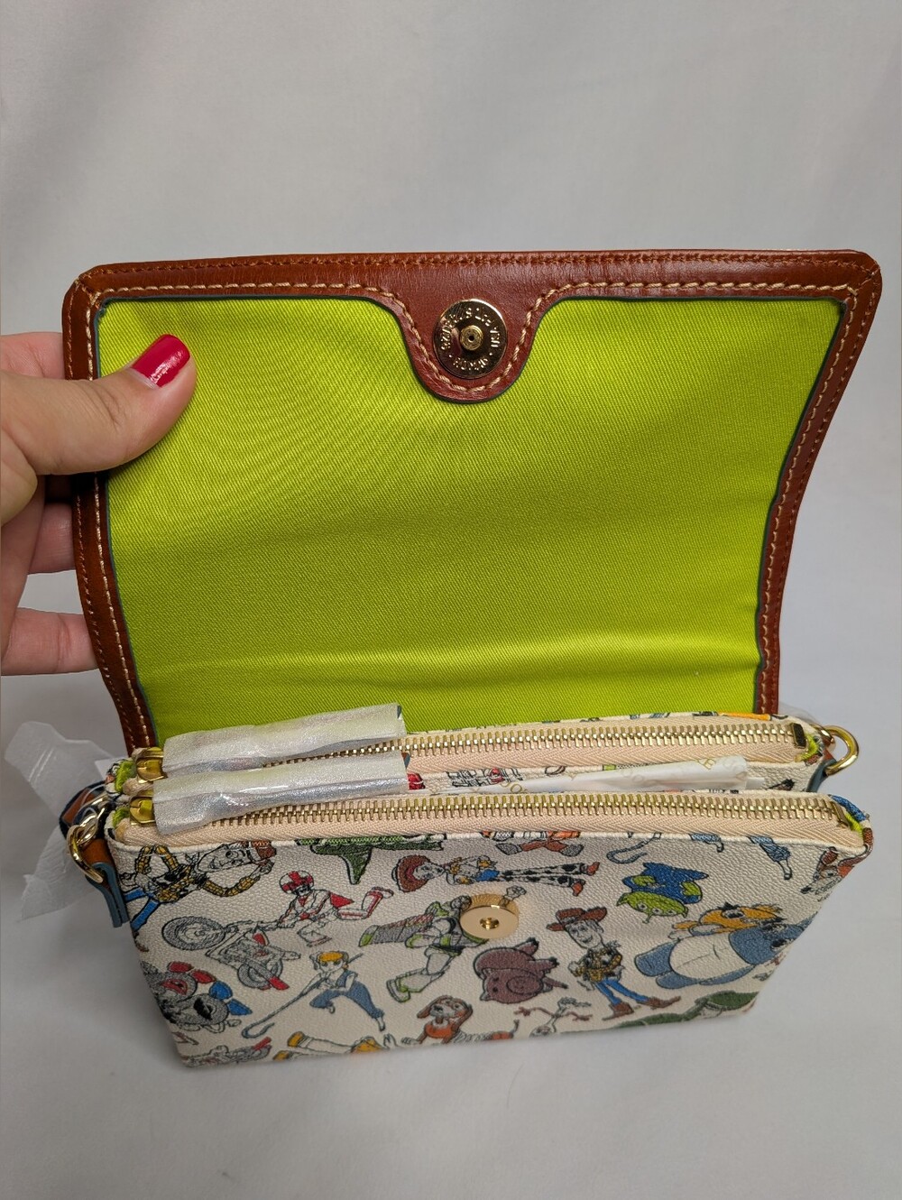 Dooney And Bourke Disney TOY STORY Purse Crossbody Bag Leather NWT Disney Parks - Picture 3 of 8
